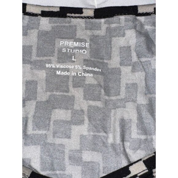 Premise Studio Womens Geometric Print Long Sleeve Top L Black & White - Picture 3 of 6
